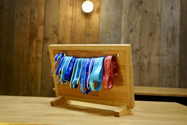 雑貨・工芸品 :: 木製品 :: 富山マラソン専用 完走メダル盾 【10th記念